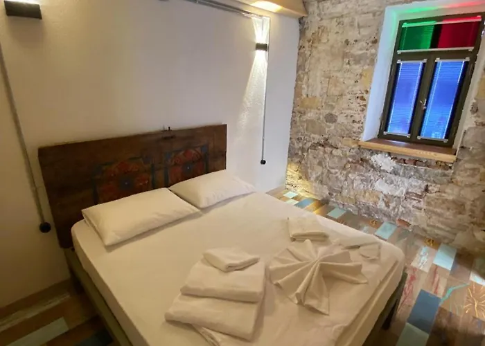 Latibule Adahan فندق *